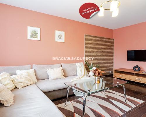 3 pok. Przewóz - k. lokatorska i m. postojowe