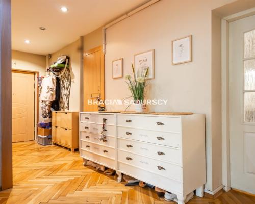 Mieszkanie 2-pokojowe Oś. Słoneczne