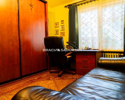 Połowa domu, ogródek, rewelacyjna lokaliazacja