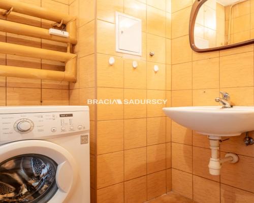 Centrum Skawiny: 2-pok., duży balkon, piwnica