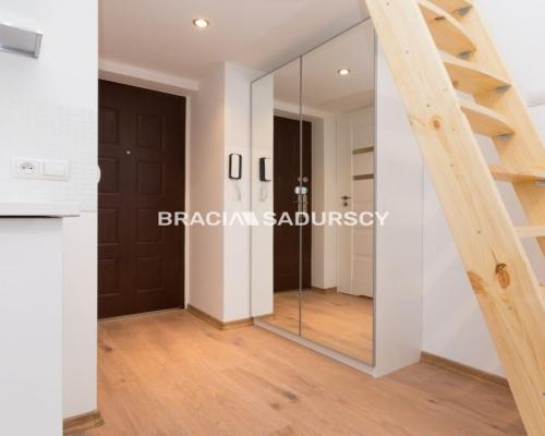 KAWALERKA INWESTYCJA BLISKO DWORCA