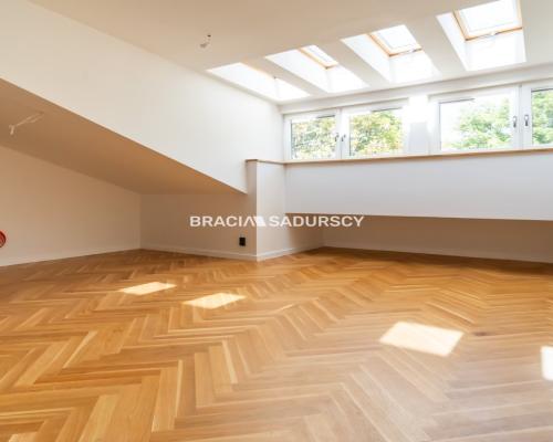 Krakowska Wenecja: Twój Nowy Dom w Sercu Kultury!