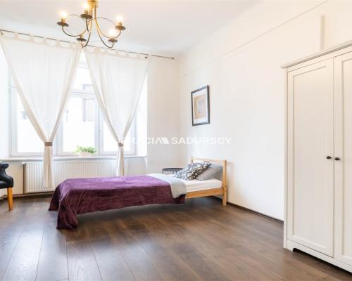 3 pokoje, 70m2 w sercu Krakowa - ul.Długa