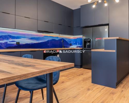 Luksusowy Loft z Domowym SPA – Kraków, Złocień