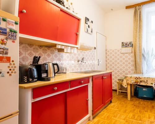 Stare Miasto: atrakcyjne 3pok, zabytkowa kamienica