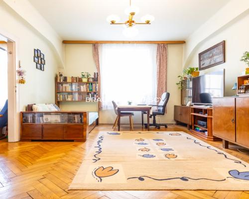 Stare Miasto: atrakcyjne 3pok, zabytkowa kamienica