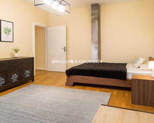 2 pokojowe, 58m2, Stare Miasto, Krowoderska