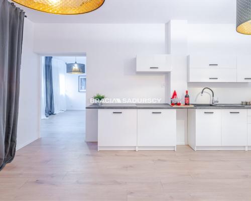 Bronowice, 2 pokoje mieszkanie lub gabinet