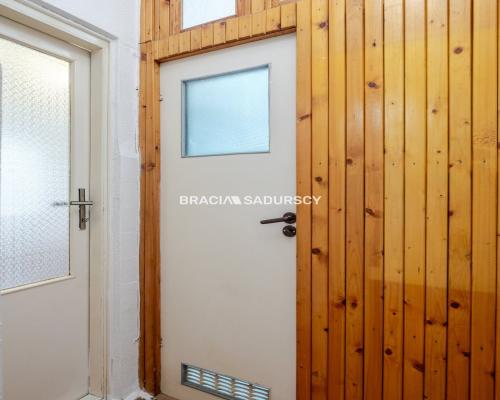 POŁOWA DOMU Z WŁASNYM OGRÓDKIEM