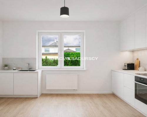 POŁOWA DOMU Z WŁASNYM OGRÓDKIEM