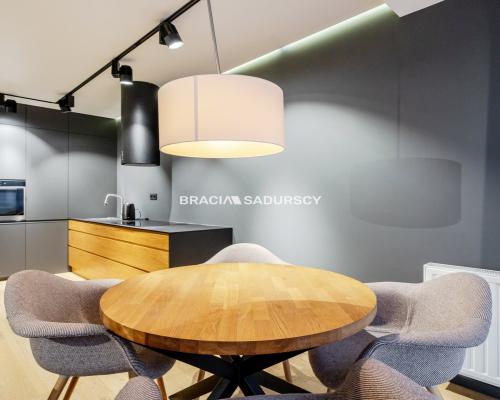 Nowoczesne 2 pokoje, garaż, ul. Sołtysowska