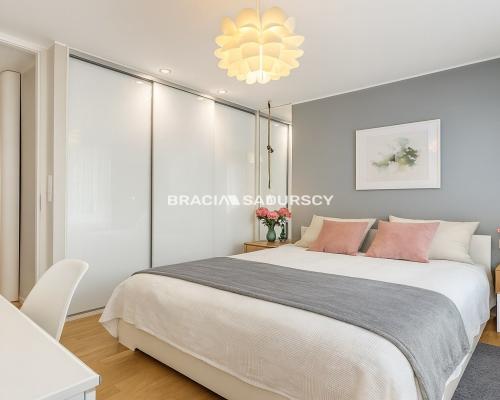 Apartament 2, 3 pokoje z balkonem Podgórze