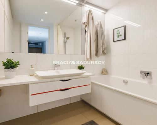 Apartament 2, 3 pokoje z balkonem Podgórze