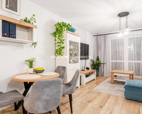 Prądnik Biały – 3 pokoje z balkonem