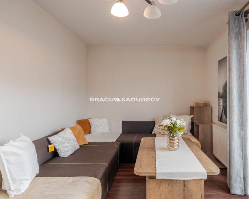 3 POKOJE / BALKON / TOP LOKALIZACJA / RYDLÓWKA