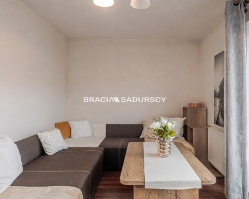 3 POKOJE / BALKON / TOP LOKALIZACJA / RYDLÓWKA