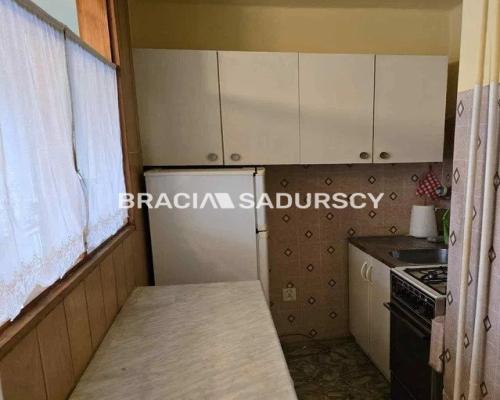 2-pokojowe z balkonem w centrum miasta przy Parku