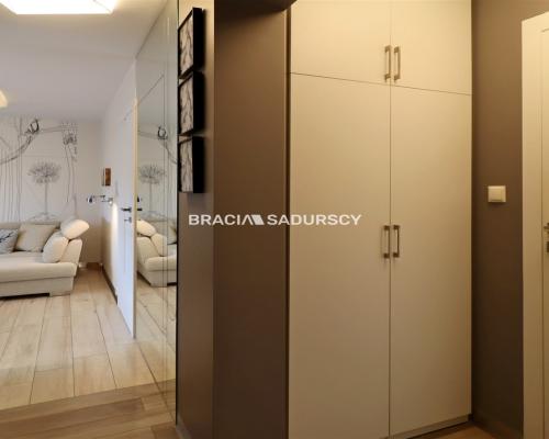 Mieszkanie / apartament w Kościelisku z widokiem na Giewont - idealne na inwestycję lub do zamieszkania!   

  Szukasz miejsca,