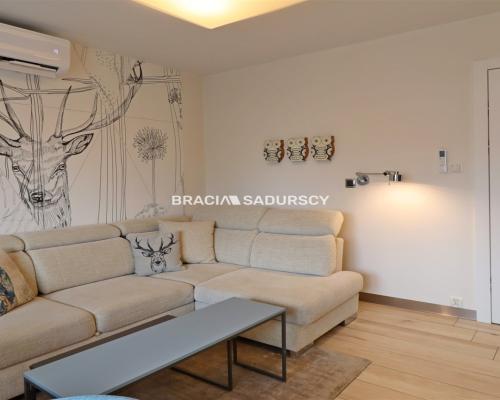 Mieszkanie / apartament w Kościelisku z widokiem na Giewont - idealne na inwestycję lub do zamieszkania!   

  Szukasz miejsca,