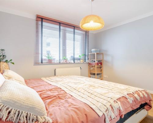 M 72-M2 4 POK APARTAMENT GARDEROBA BALKON ŻABINIEC