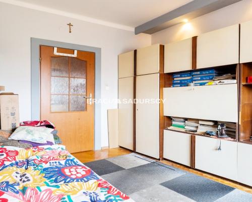 Krak&oacute;w, Nowa Huta, Osiedle Centrum B, 3-pokojowe mieszkanie o pow. 70 m2. Mieszkanie położone przy reprezentacyjnej Alei