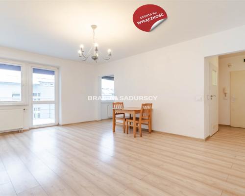 1-pokojowe z balkonem.