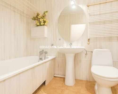 3 POKOJE 4 PIĘTRO BALKON PRZESTRONNE JASNE