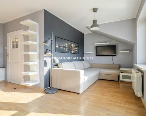 Kameralna kawalerka z balkonem