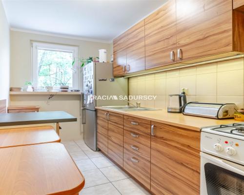 Mieszkanie 3-pokojowe z loggią.