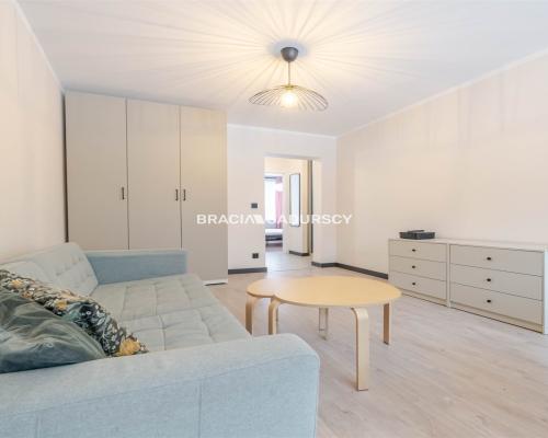 2pok mieszkanie na os. Wysokim do wejścia!