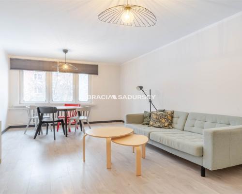 2pok mieszkanie na os. Wysokim do wejścia!