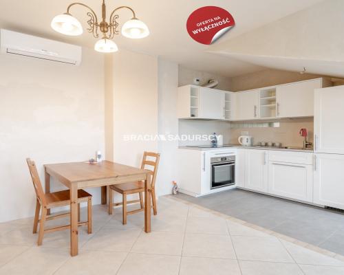 Łagiewniki, 3 pokojowe mieszkanie z garażem.