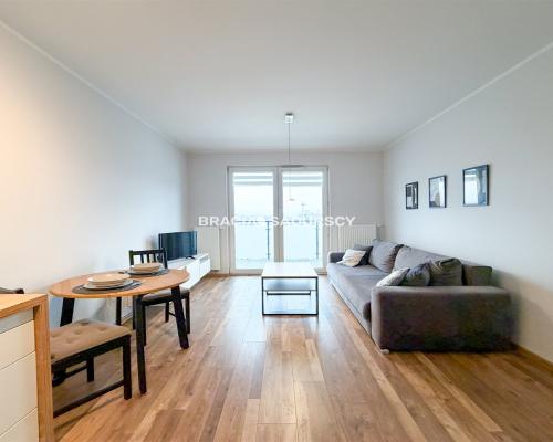 Wynajmę mieszkanie 2pok na Piltza od zaraz