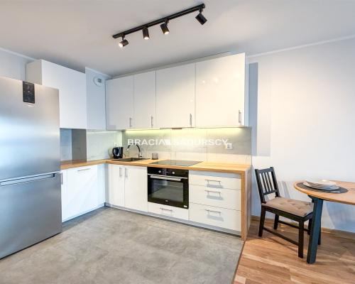 Wynajmę mieszkanie 2pok na Piltza od zaraz