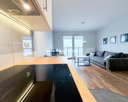 Wynajmę mieszkanie 2pok na Piltza od zaraz