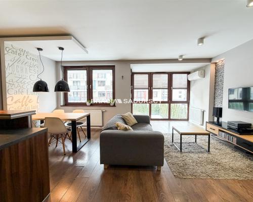 Komfortowe 2 pok z garażem i kom. lokatorską