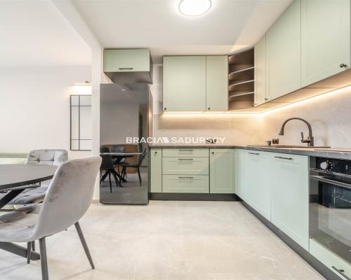 2-POKOJOWE MIESZKANIE OK.40M2 Pradnik Biały