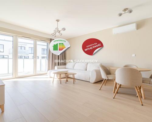 Cieszyńska, miejsce parkingowe, Wysoki Standard