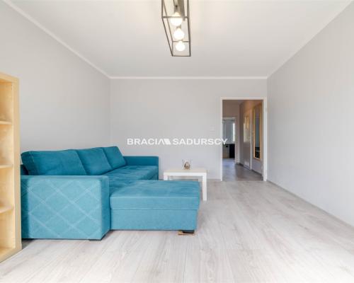 ul. Nowohucka - 2-pokojowe mieszkanie z balkonem