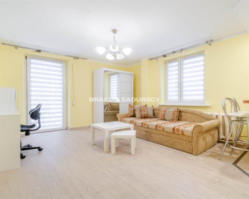 DO WYNAJĘCIA 2 POKOJE RACŁAWICKA / WROCŁAWSKA