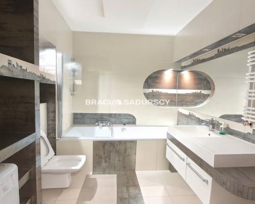 Przestronne 2 - pokojowe mieszkanie na wynajem