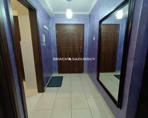 2 POKOJE / 46M2 / OSOBNA KUCHNIA / BALKON