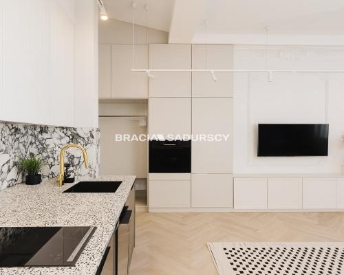 Premim, Centrum na wynajem