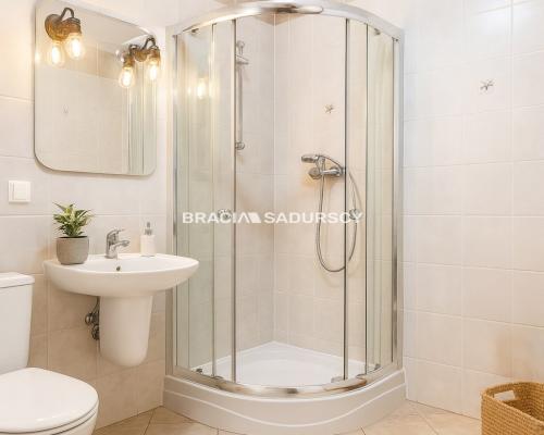 2 pokoje na Piwnej do wynajecia.