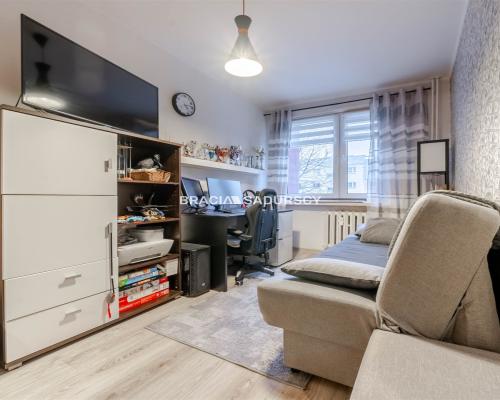 M-2 POK 37M2 OS PIASTÓW 2 PIĘTRO MARZEC-SIERPIEN