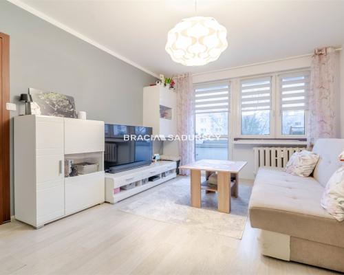 M-2 POK 37M2 OS PIASTÓW 2 PIĘTRO MARZEC-SIERPIEN