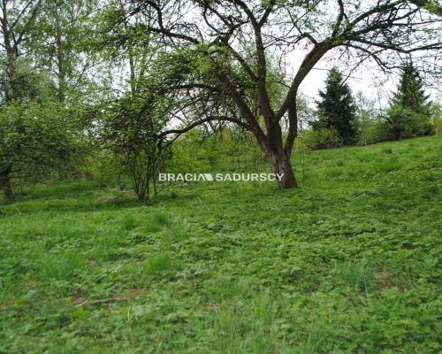 Działka budowlana,widokowa w Chobędzy gm.Gołcza