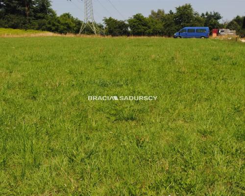 Duża działka budowlana w Kryspinowie.