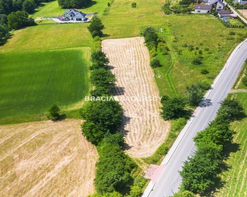 Bardzo atrakcyjna działka budowlana w Wiśniowej