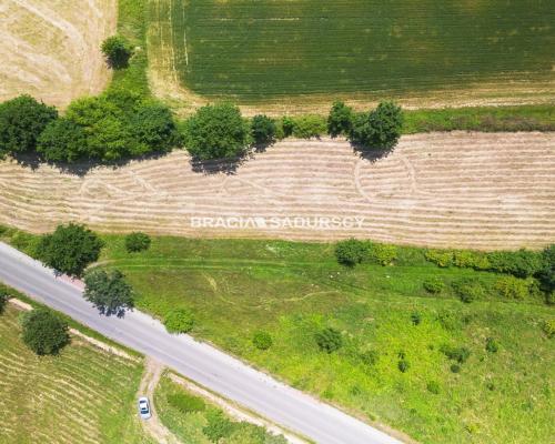 Bardzo atrakcyjna działka budowlana w Wiśniowej
